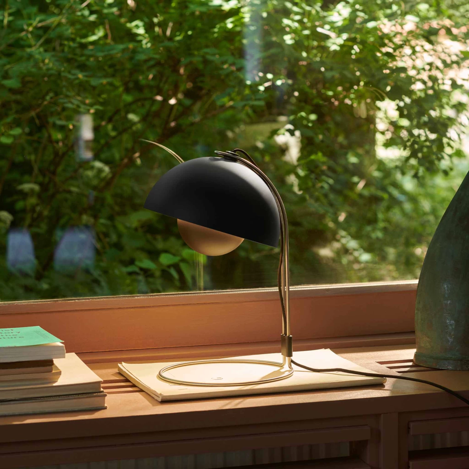 Flowerpot Table Lamp VP4 By &Tradition 7 Flowerpot Table Lamp VP4 By &Tradition - Image 5