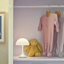 Panthella Portable Lamp V1 By Louis Poulsen 12 Panthella Portable Lamp V1 By Louis Poulsen -Lighting Store Panthella Portable SS21 Interior 1 07256