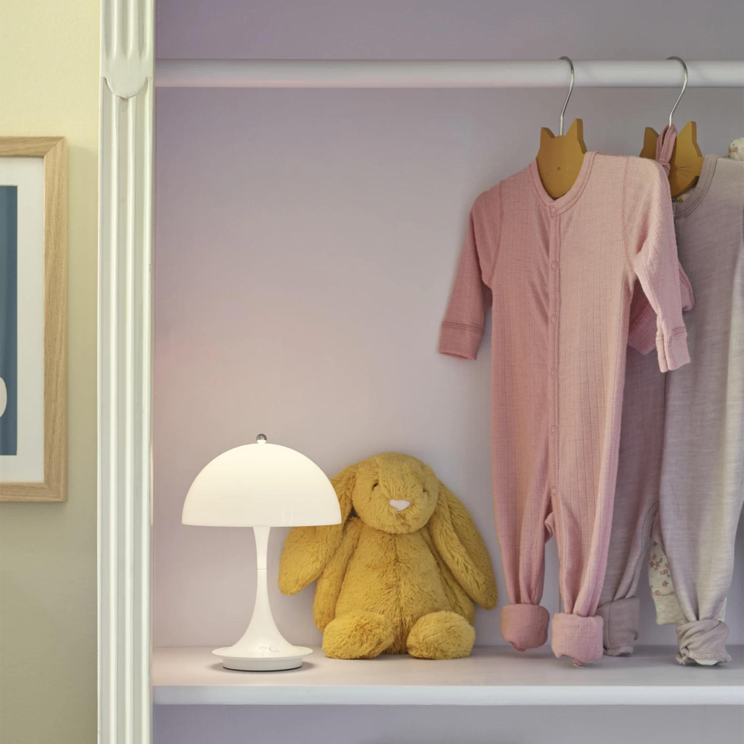 Panthella Portable Lamp V1 By Louis Poulsen 7 Panthella Portable Lamp V1 By Louis Poulsen - Image 5