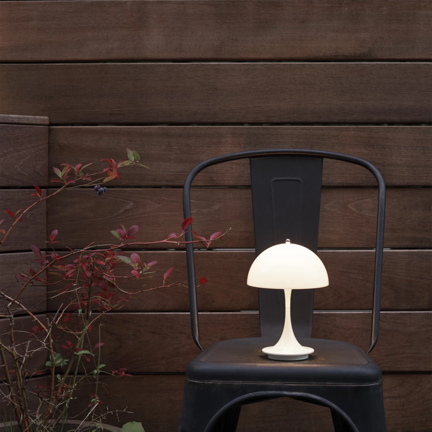 Panthella Portable Lamp V1 By Louis Poulsen 6 Panthella Portable Lamp V1 By Louis Poulsen - Image 4